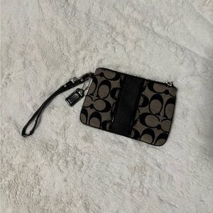 vintage coach wristlet